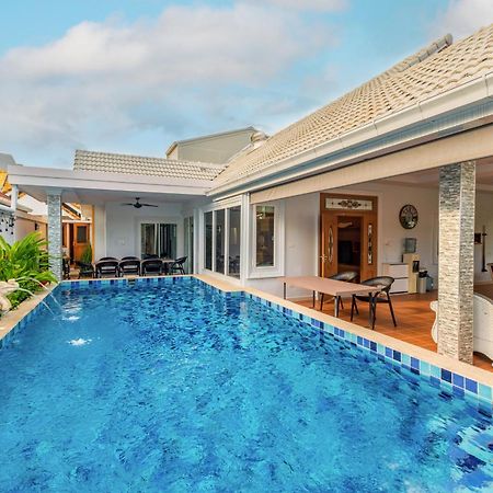 Pattaya Private Villa - Pool,Sauna,Snooker,Bbq Exterior photo